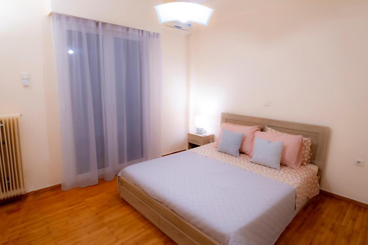 Myrtle, City Center Renovated Apartment เอเธนส์ ภายนอก รูปภาพ