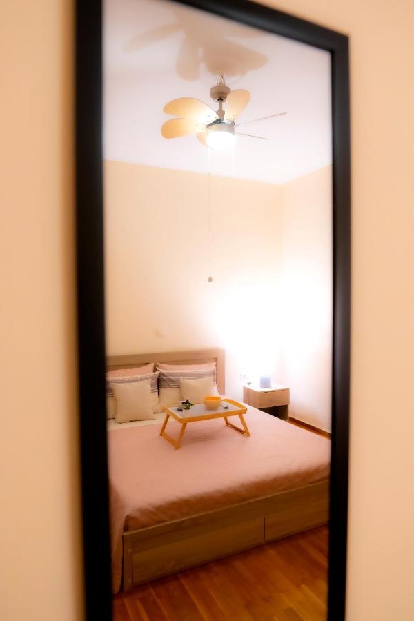 Myrtle, City Center Renovated Apartment เอเธนส์ ภายนอก รูปภาพ
